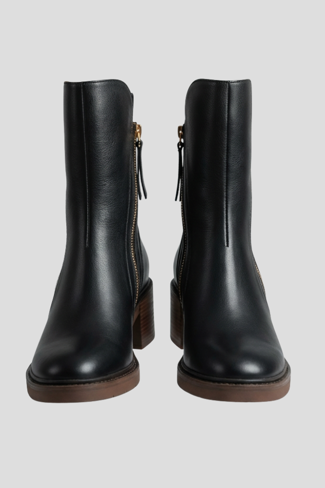 Valorine | Czarne skórzane botki