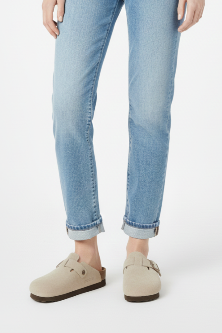 Damskie Kapcie z Szerokimi Paskami i Formowaną Wkładką