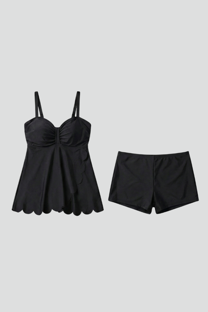 Damski Komplet Tankini z Dekoltem Sweetheart i Szortami - Czarny