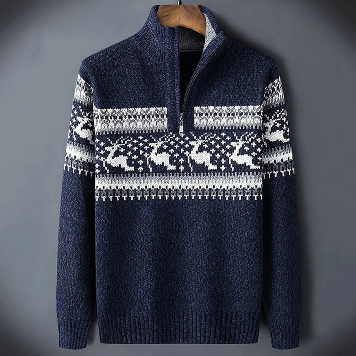 Męski sweter dzianinowy ze stójką, zamkiem i zimowym wzorem