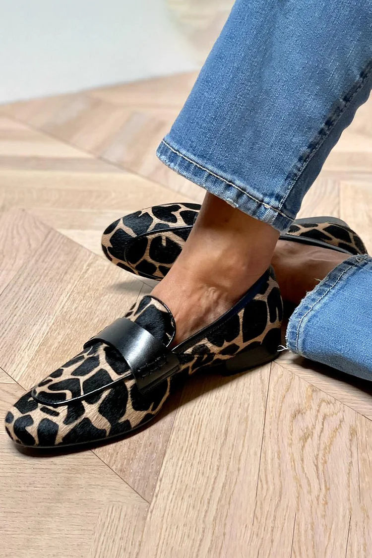 Scarpe basse donna slip-on con motivo animalier nero e punta tonda
