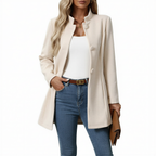 Cappotto donna con chiusura a bottoni, taglio svasato