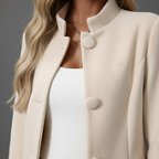 Cappotto donna con chiusura a bottoni, taglio svasato