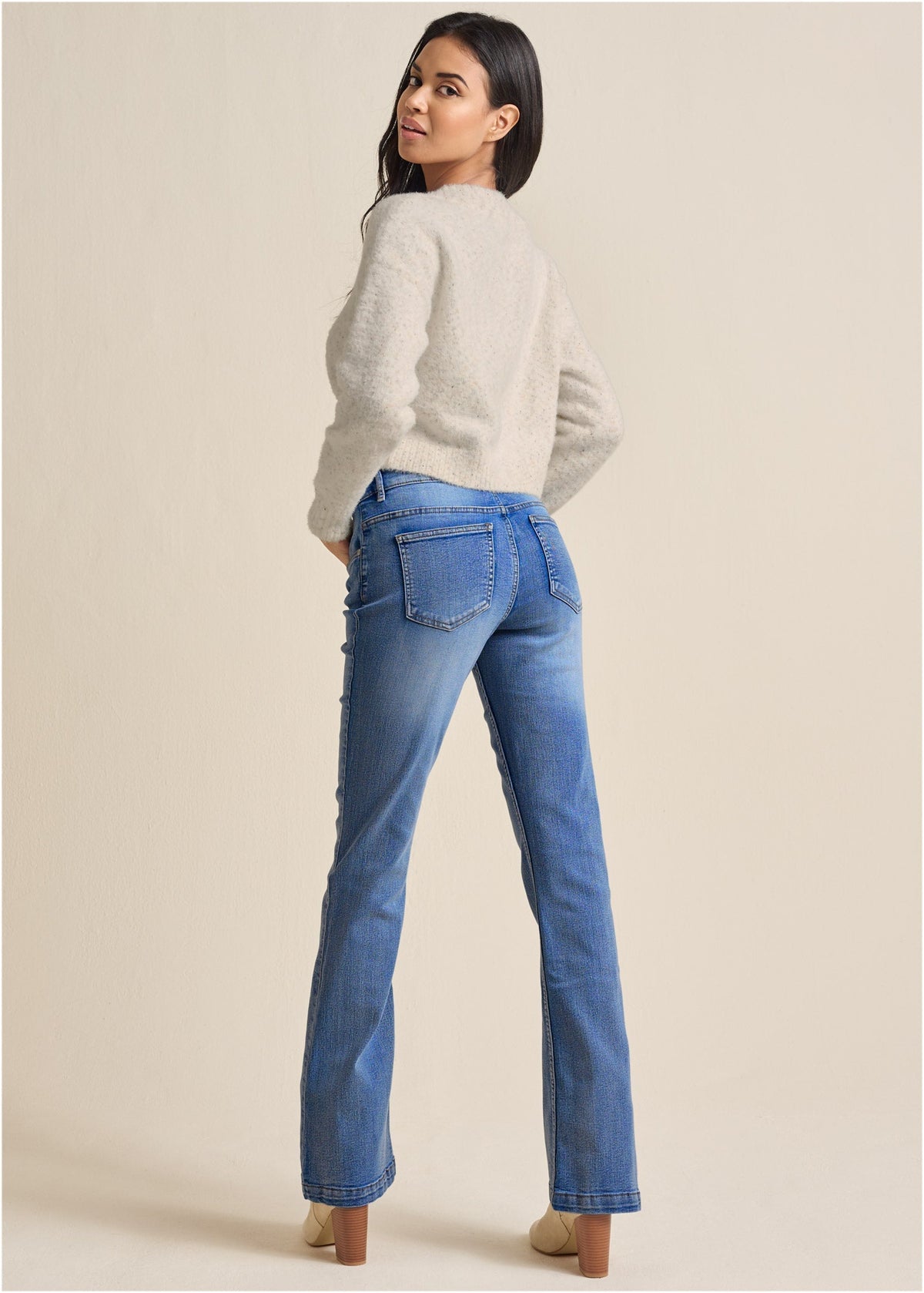 Pull court femme col V, manches longues