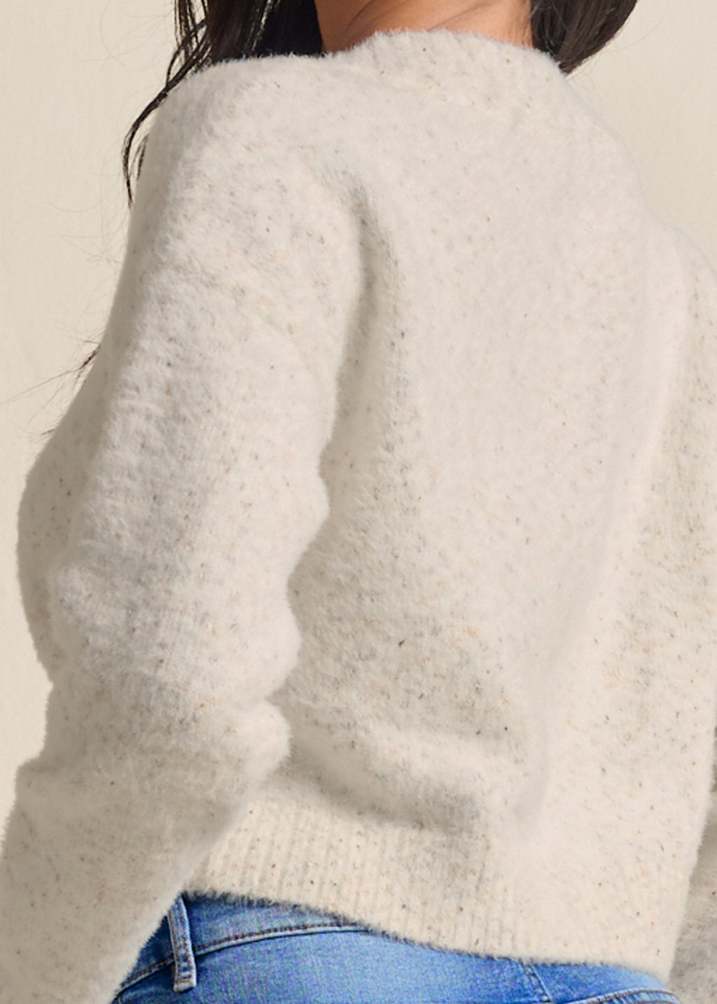 Pull court femme col V, manches longues