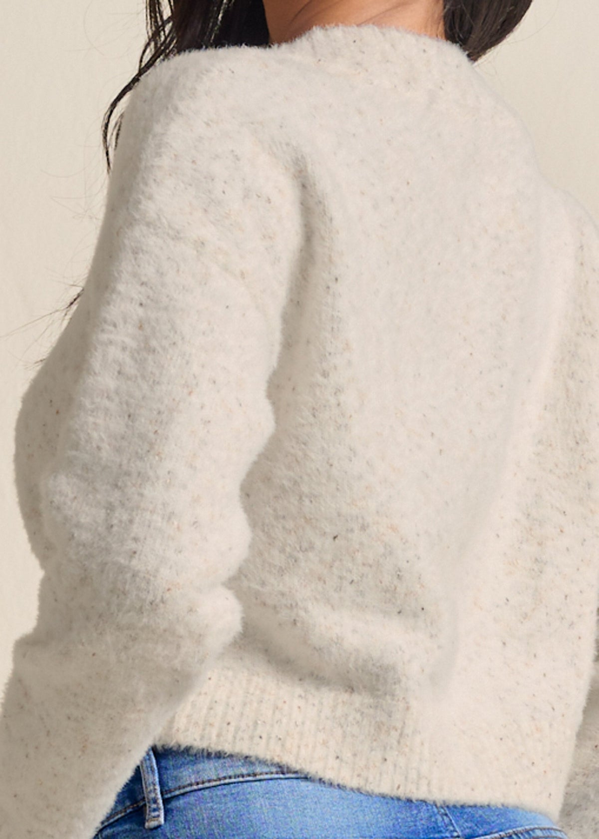 Pull court femme col V, manches longues