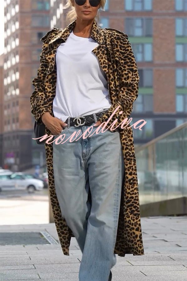 Abrigo midi de mujer de estampado de leopardo con solapas y manga larga