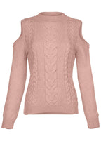 Pull à torsades femme épaules dénudées