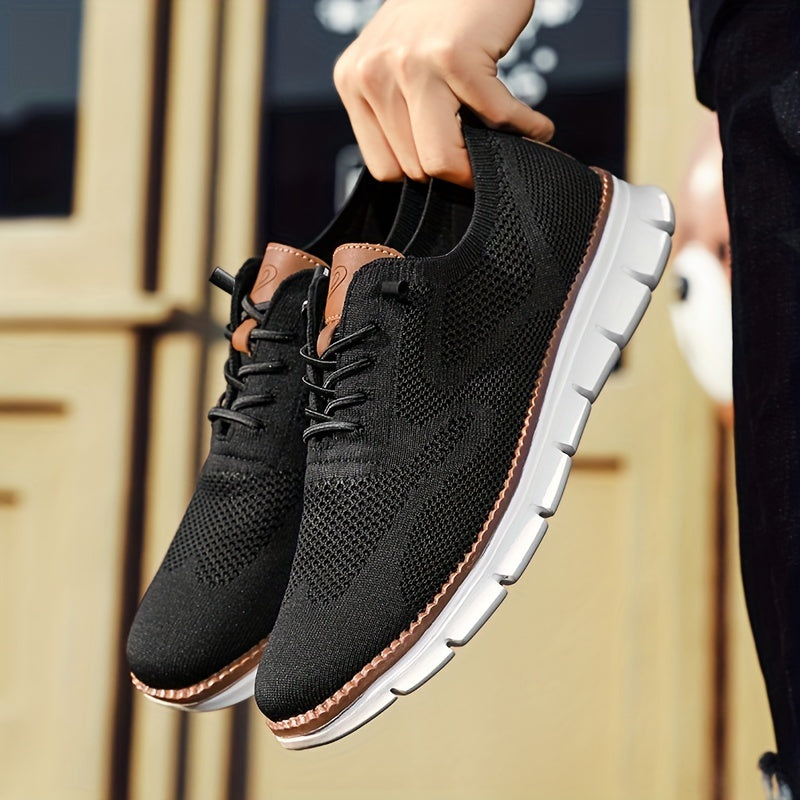 Unisex sneakers med snørebånd og dekorativ sål