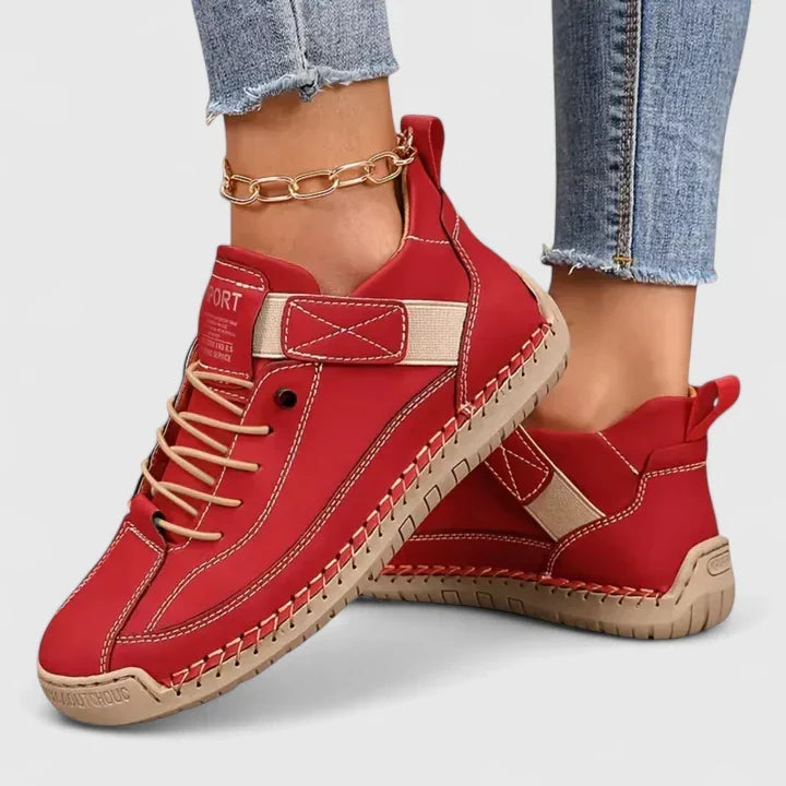 Sneakers unisex con lacci e punta tonda