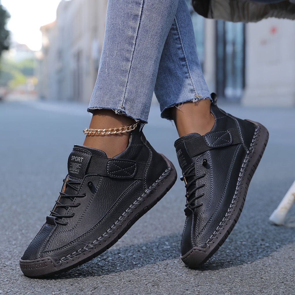 Damskie sneakersy sportowe z wysoką cholewką, sznurowaniem i paskiem na rzep