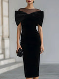 Rochie de damă midi neagră, catifelată, cu fundă