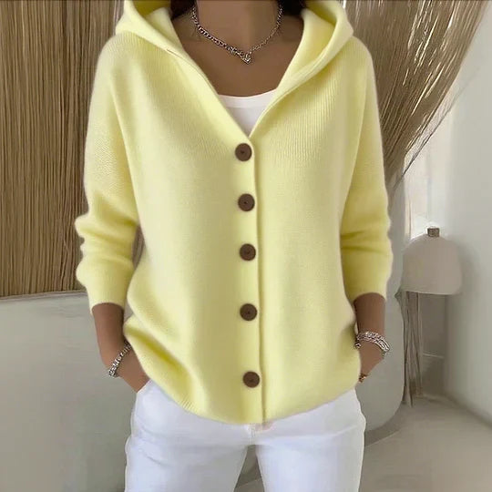 Cardigan femme à capuche et boutons en maille
