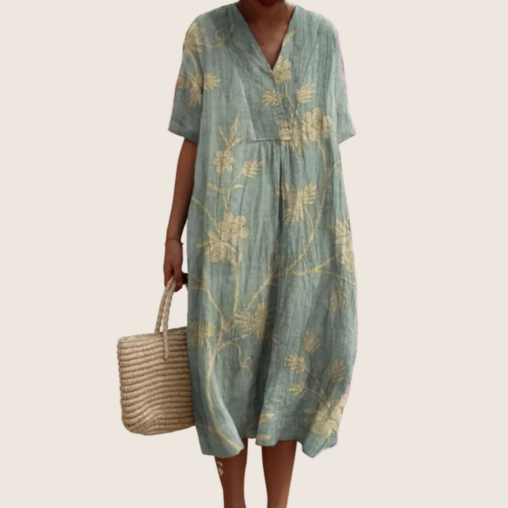 Rochie de vară înflorată de damă, croi vaporos, pentru zi cu zi