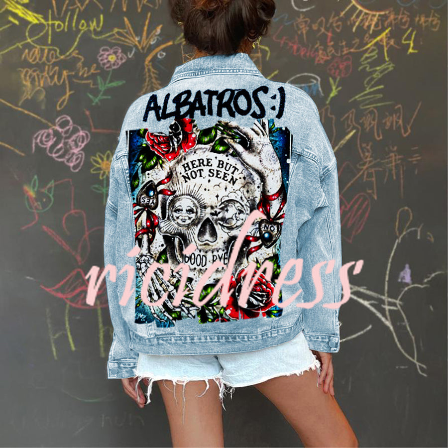 Chaqueta vaquera de mujer de manga larga con estampado en la espalda