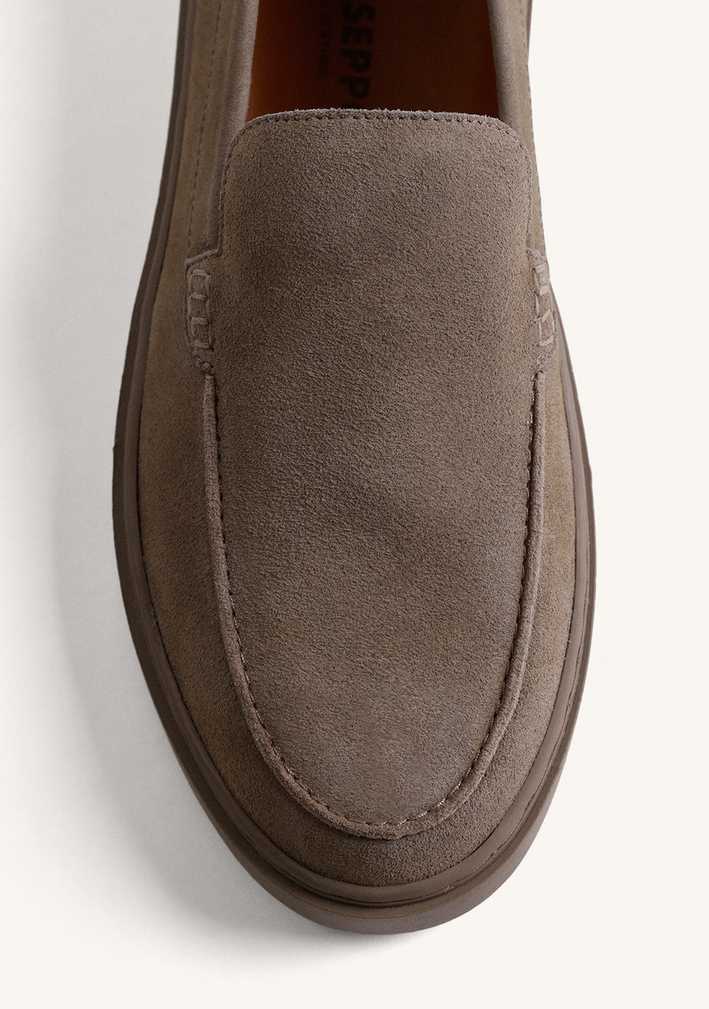 Brune loafers til damer med flad sål