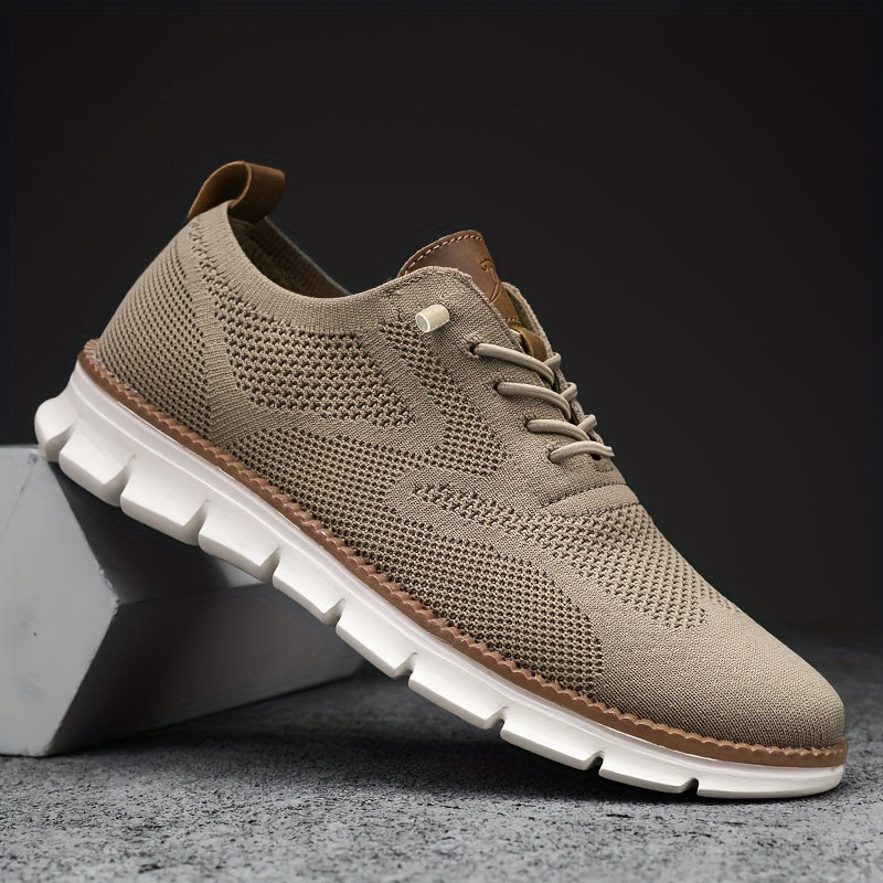 Unisex sneakers med snørebånd og dekorativ sål