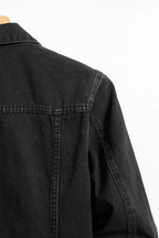 Giacca uomo di jeans, taglio classico, tasche, nera