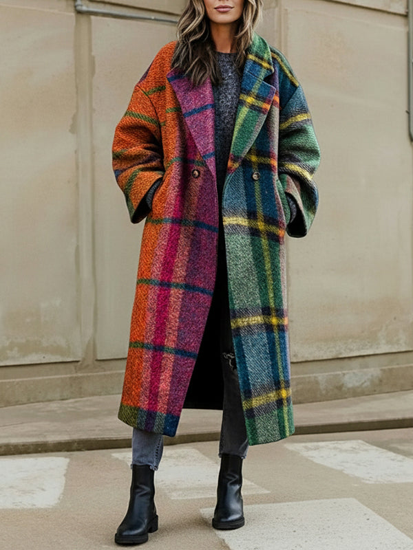 Cappotto donna a quadri con revers e taglio morbido