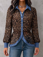 Blusa de mujer de leopardo con cuello camisero y botones