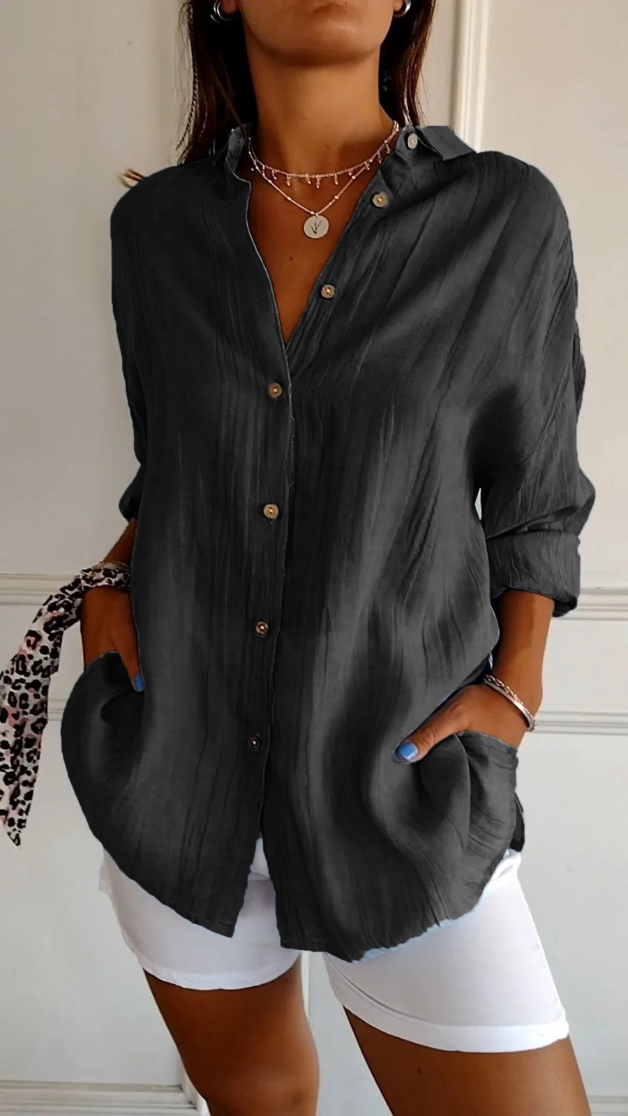 Camicia donna oversize con bottoni e colletto