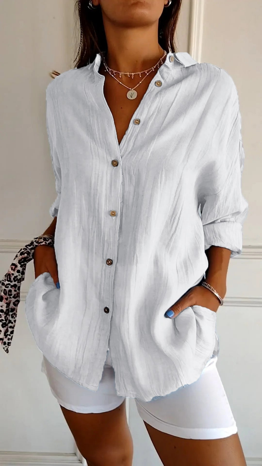 Camicia donna oversize con bottoni e colletto