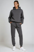 Ensemble survêtement femme avec sweat à capuche et jogger