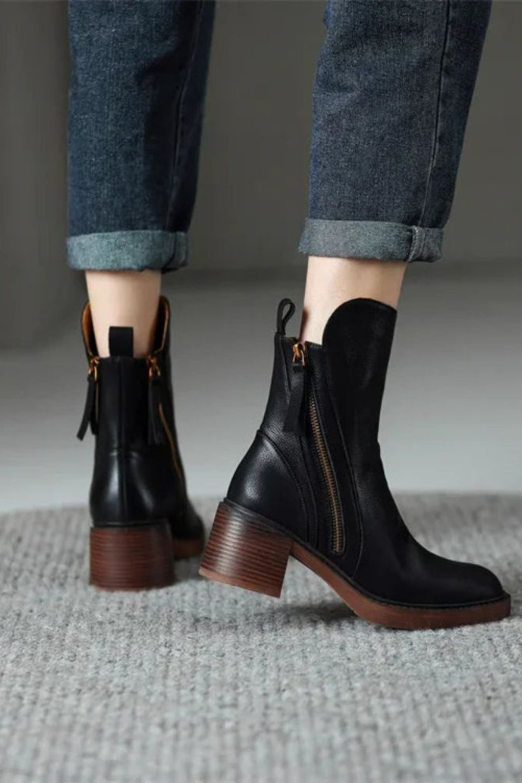 Botines de mujer con tacón ancho y cremallera lateral