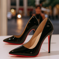 Pantofi stiletto de damă cu vârf ascuțit, lăcuiți negri, pentru seară și ocazii speciale