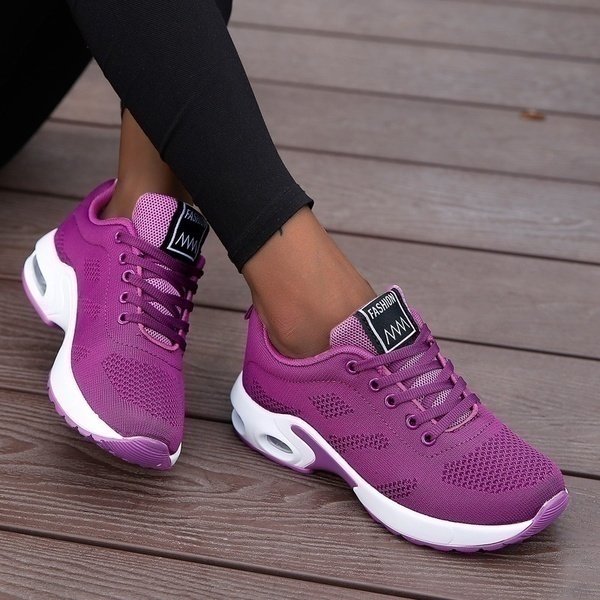Damskie buty sportowe sznurowane z teksturowaną cholewką i grubą podeszwą