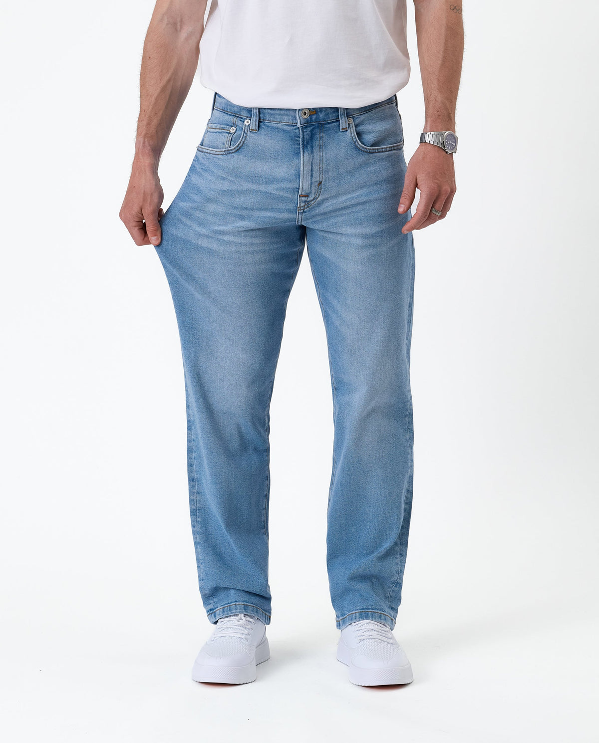 Jeans til mænd med lige ben i klassisk snit, lyseblå