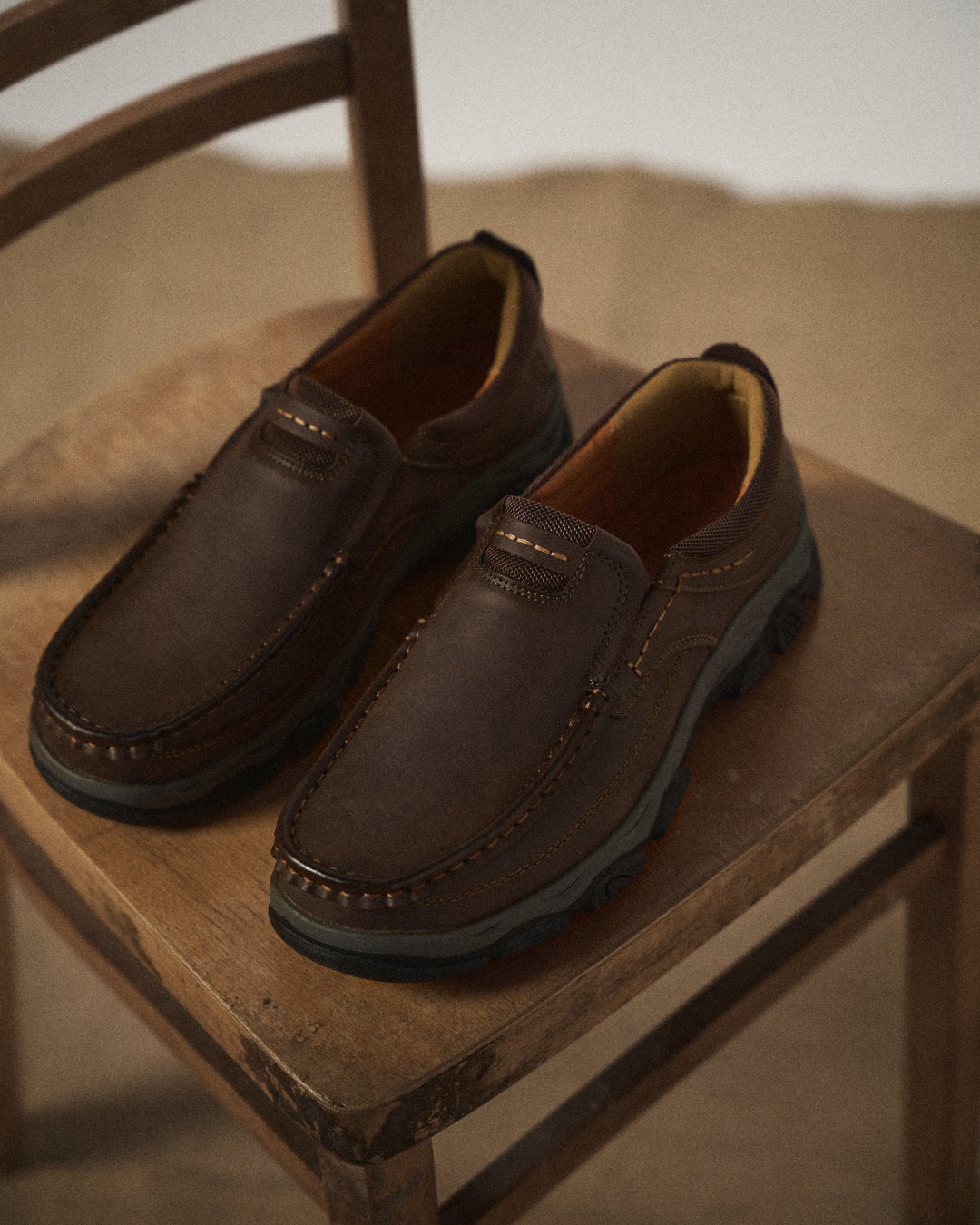 Mocassini donna slip-on con cuciture decorative