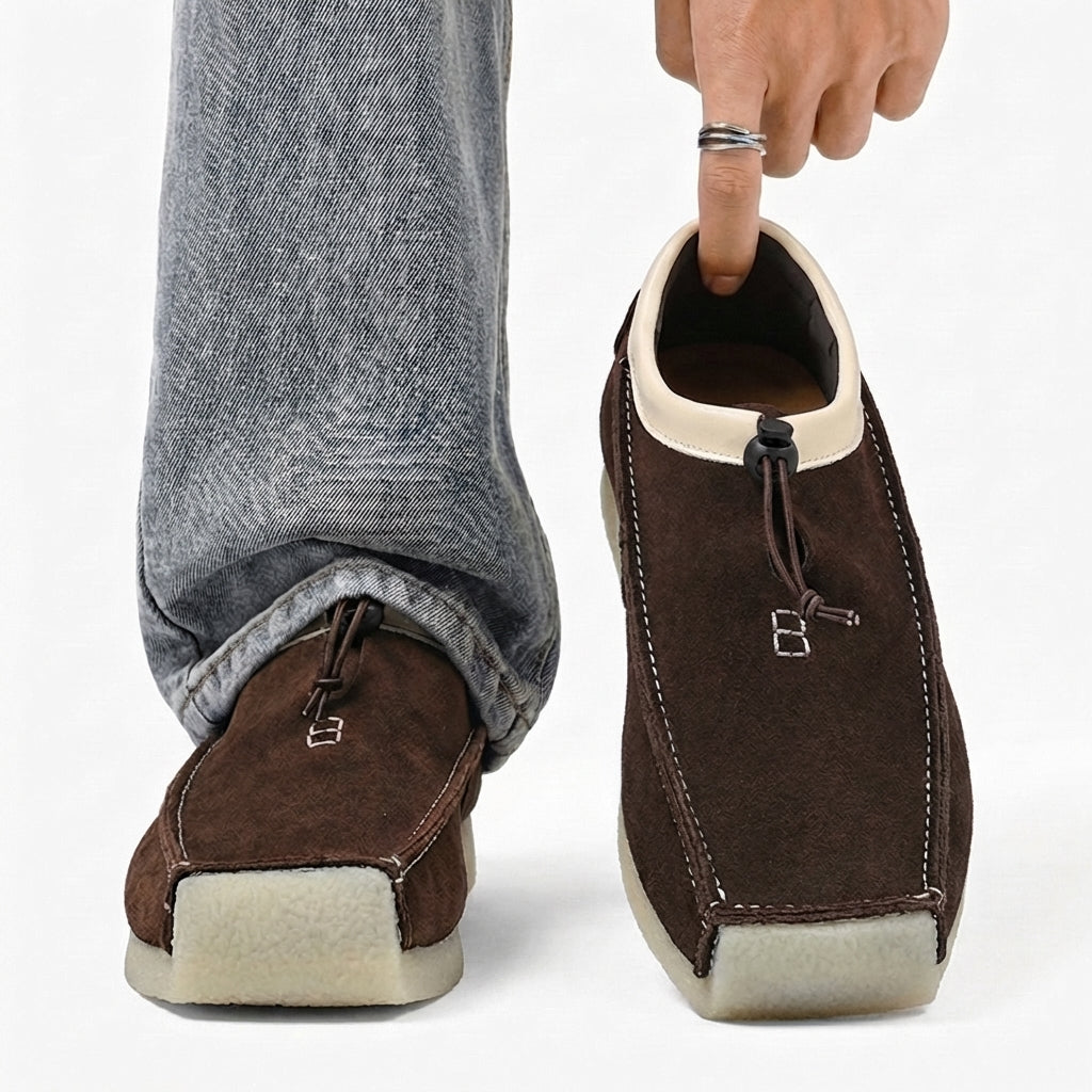 Mocassini slip-on con punta quadrata e cordoncino