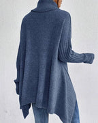 Maglione donna asimmetrico a collo alto con maniche lunghe