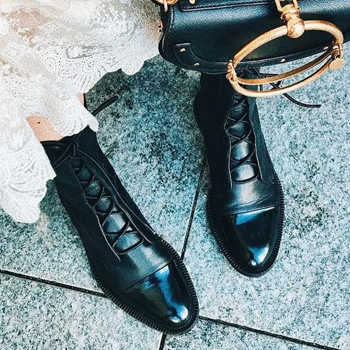 Bottes femme à lacets, bout rond et talon
