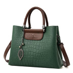 Borsa in pelle donna, tracolla regolabile, classica, compatta