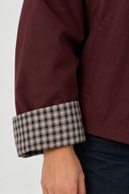 Veste courte femme à capuche et carreaux, bordeaux