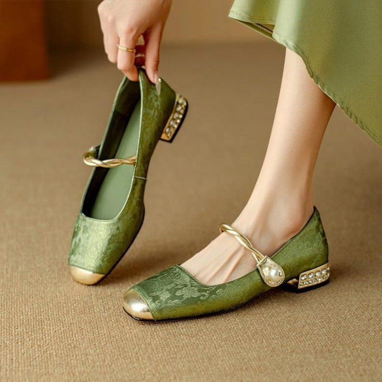 Pantofi Mary Jane de damă cu baretă decorativă și toc jos
