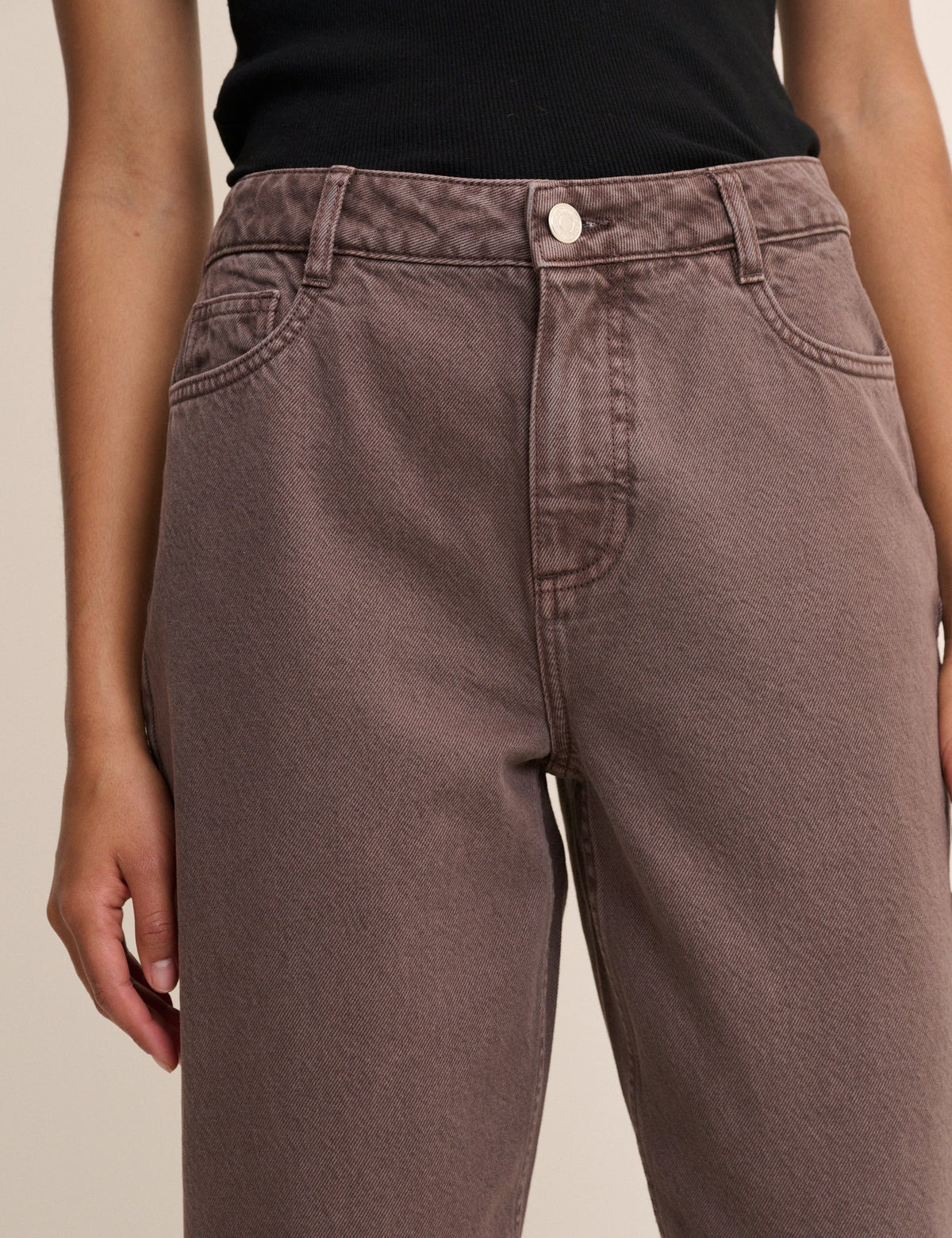 Brune barrel leg-jeans til damer med høj talje