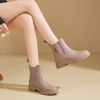 Stivaletti chelsea donna con plateau e suola con battistrada