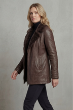 Veste femme marron à large col duveteux et zip