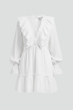 Vestido mini de mulher com decote em V e acabamento com folhos