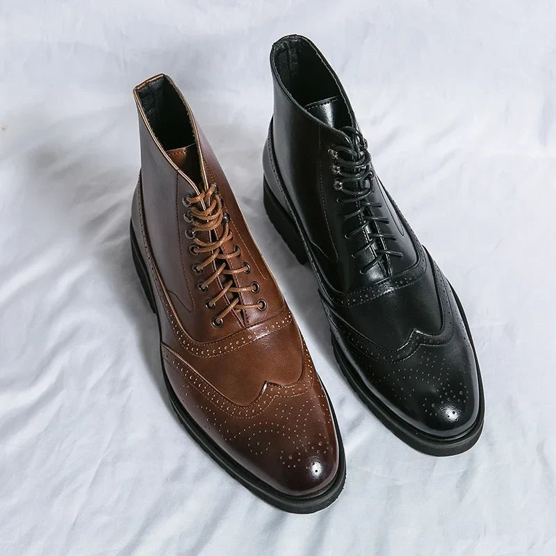 Botines de hombre con cordones y picado brogue