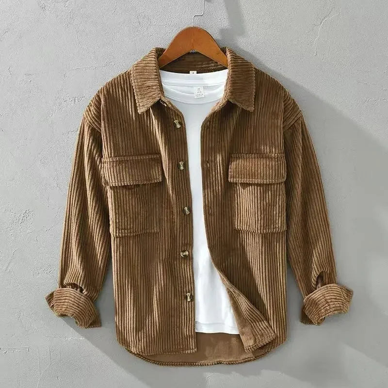 Męska prążkowana koszula z długim rękawem i dwiema kieszeniami