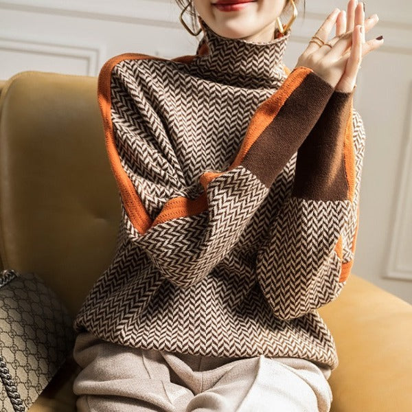 Sweater til damer med rullekrave og fiskebensmønster