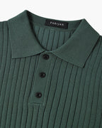 Ribstrikket poloshirt til mænd med korte ærmer