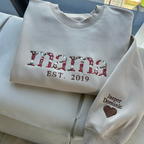 Sweat personnalisé femme brodé Mama, col rond