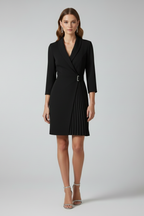 Vestido blazer de mulher com gola entalhada e bainha reta