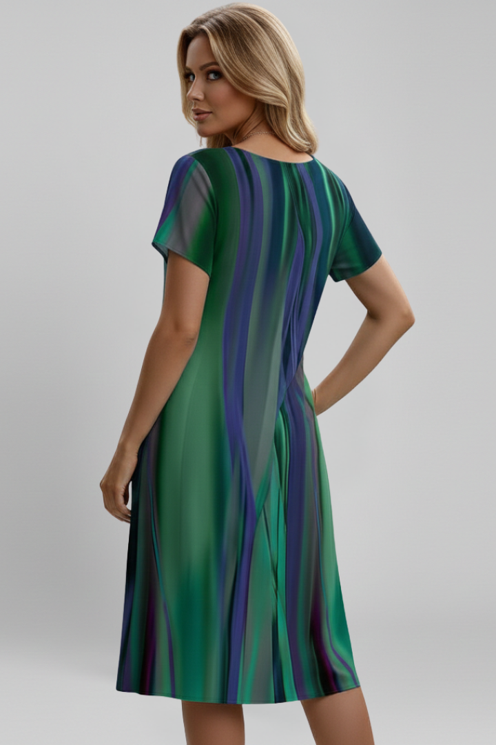 Rochie de damă cu decolteu rotund și mâneci scurte