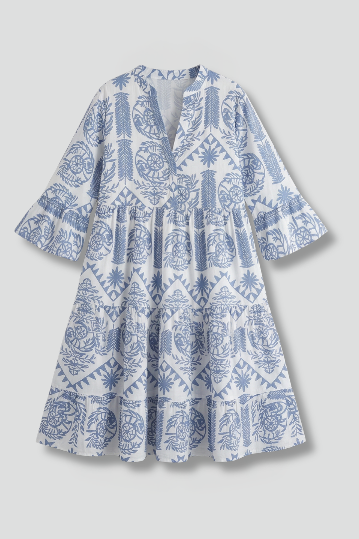 Vestido de mujer con escote redondo y manga 3/4